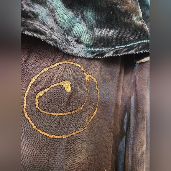 URU Mixed Media Velvet Tunic Top Brown One Size - Picture 6 of 9